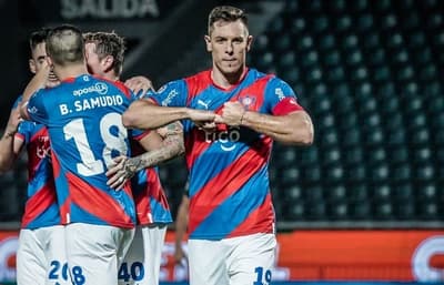 Cerro gana sin público y sigue ilusionado en el torneo 