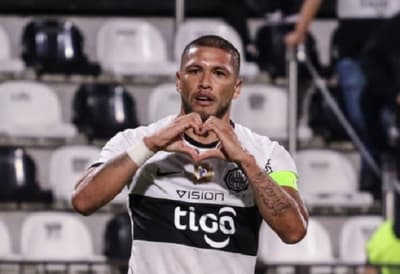 Olimpia empata con gol de chilena ante Trinidense 