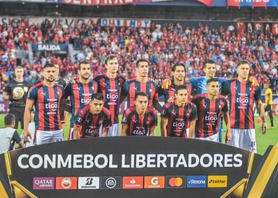 Cerro Porteño y una noche para el olvido en Guayaquil