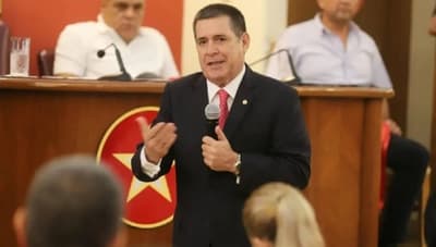 Horacio Cartes presenta denuncia ante la Fiscalía por “persecución política”