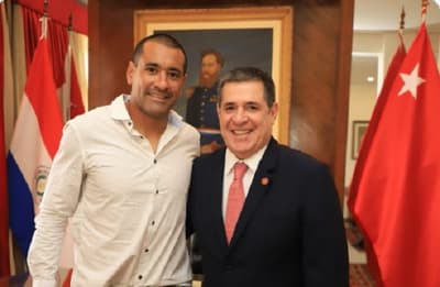 Horacio Cartes presume afiliación de Paulo Da Silva a la ANR