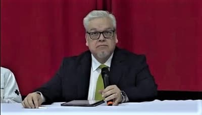 Destituido antes de asumir: El doctor Felipe González no será Ministro de Salud