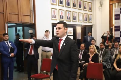 Fiscalas piden al JEM antecedentes de Hernán Rivas