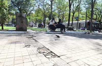 Asunción a sus 486 Años: Entre el esplendor y el abandono