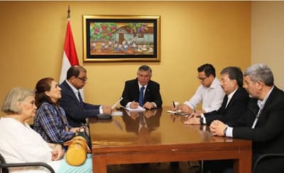 MEC investiga carreras de Medicina antes de sumario al Cones