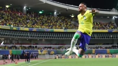 Neymar supera a Pelé y Brasil golea a Bolivia en las Eliminatorias
