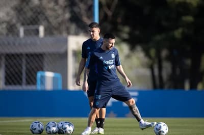 ¿Jugará Lionel Messi contra Paraguay?