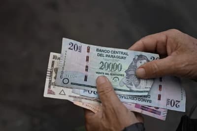Debate por nuevo cálculo del salario mínimo