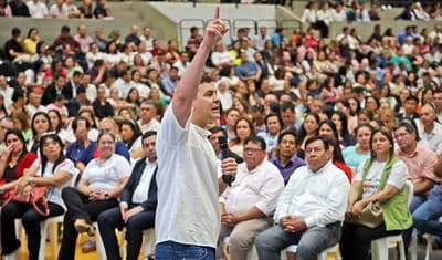 Peña promete un 'gran salto' en la educación paraguaya