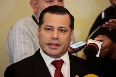 ¿Félix Sosa bajo el ala de Alderete? Buzarquis enciende la mecha