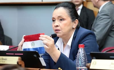 Denuncian “sello de la mafia” en caso Kattya González