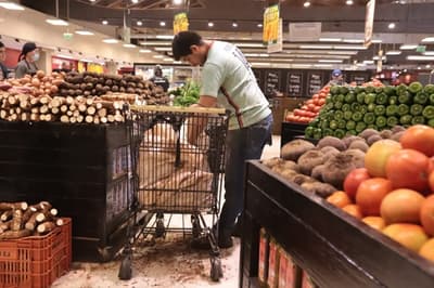 Costo de vida supera a salarios en la última década