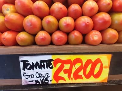 Tomate a precio de feria, hasta 50% menos que en supermercados