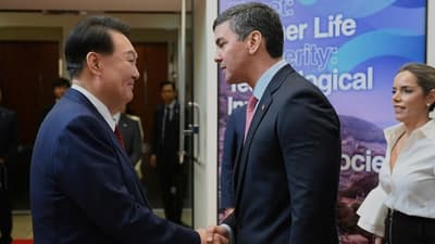 Diplomacia tensa: El tren de cercanías, en la cuerda floja