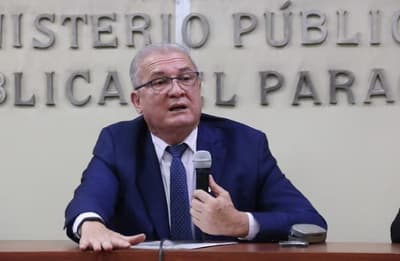 Familia de Gomes presenta juicio político contra Fiscal General
