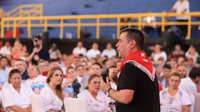 Cartes desata pugna entre seccionales y convencionales para 2026