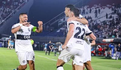Olimpia remonta y se consolida en la cima del Clausura