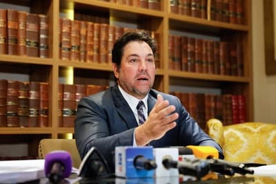 Tuma acusa a la DEA de ordenar desestimar el caso Lalo Gomes
