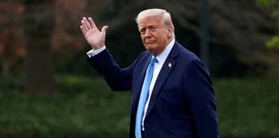 Trump exime a smartphones y computadoras de aranceles
