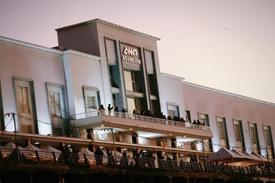 Embarcate: Arte urbano y música en el Puerto este sábado