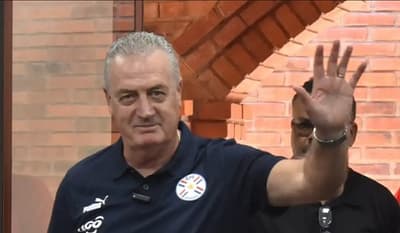 Alfaro: “Damián Bobadilla es un chico educado, con un respeto absoluto”