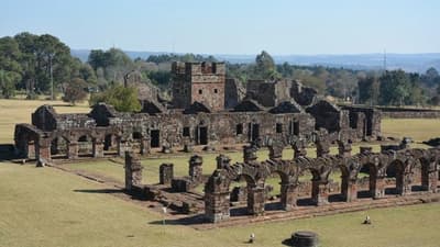 Encendido de la antorcha panamericana en las Ruinas de Trinidad