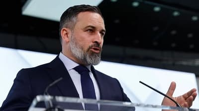 Santiago Abascal suspende agenda en el país