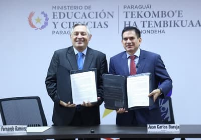 Convenio facilita viviendas a docentes y funcionarios