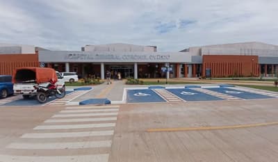 Médicos denuncian inauguración de hospitales sin habilitación ni registro