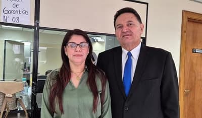 Juez impone restricciones a sindicalista que denunció al fiscal general
