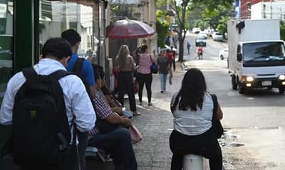 Huelga de choferes comienza hoy y se extiende hasta mañana, afectando a más de 100.000 usuarios