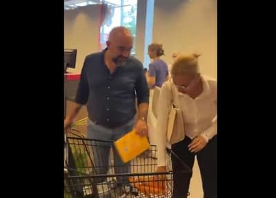 Escrache a Orlando Arévalo en shopping capitalino