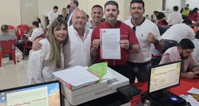 Nenecho oficializa precandidatura a concejal