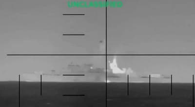Submarino de EE.UU. hunde buque iraní en el Índico