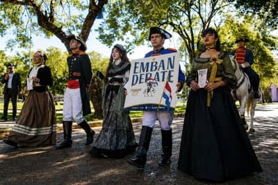 Campaña Embanderate busca vestir al país de tricolor