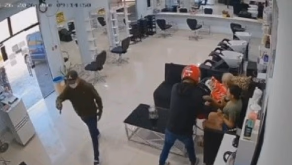 Asalto armado en peluquería de Itauguá deja dos víctimas