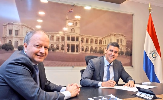 Valdovinos deja el MEF; Galeano asume como interino