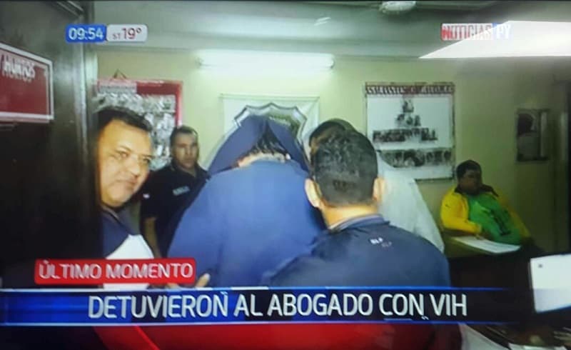 Detienen a abogado que transmitió VIH a varias mujeres