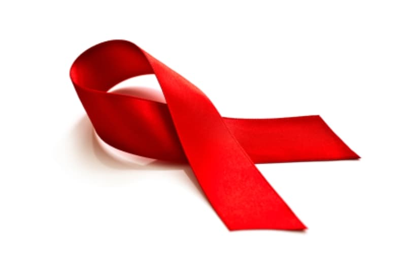 Piden no criminalizar a personas con VIH