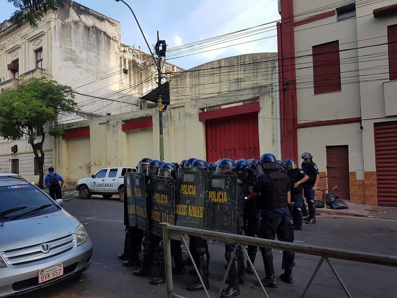 Más evidencia de violencia policial