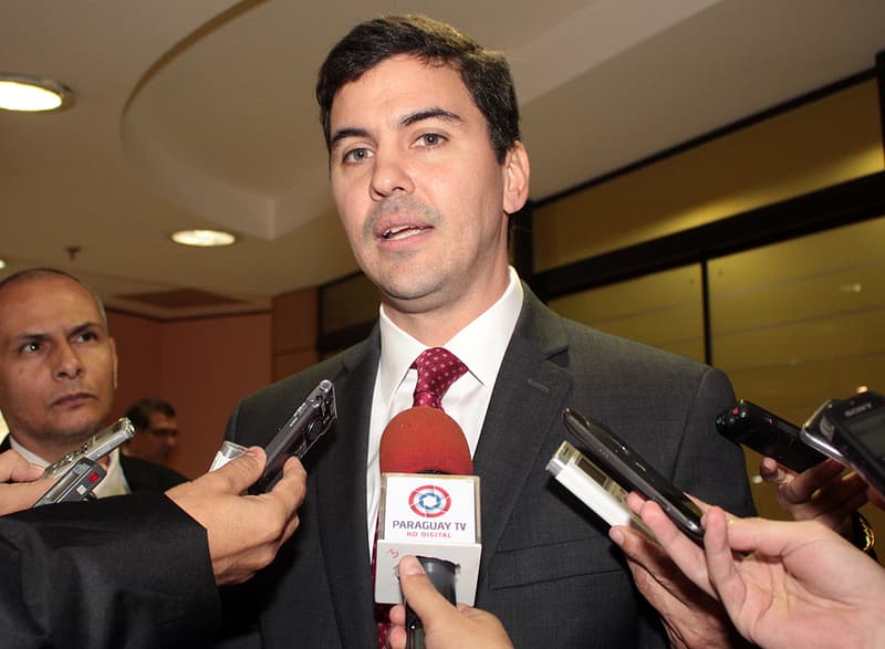 Peña: “Renunciaré cuando confirmen mi candidatura”