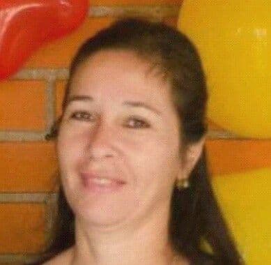 Aida laterá en Jennifer