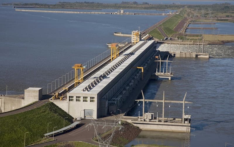 Afirman que acuerdo sobre deuda de EBY es beneficioso