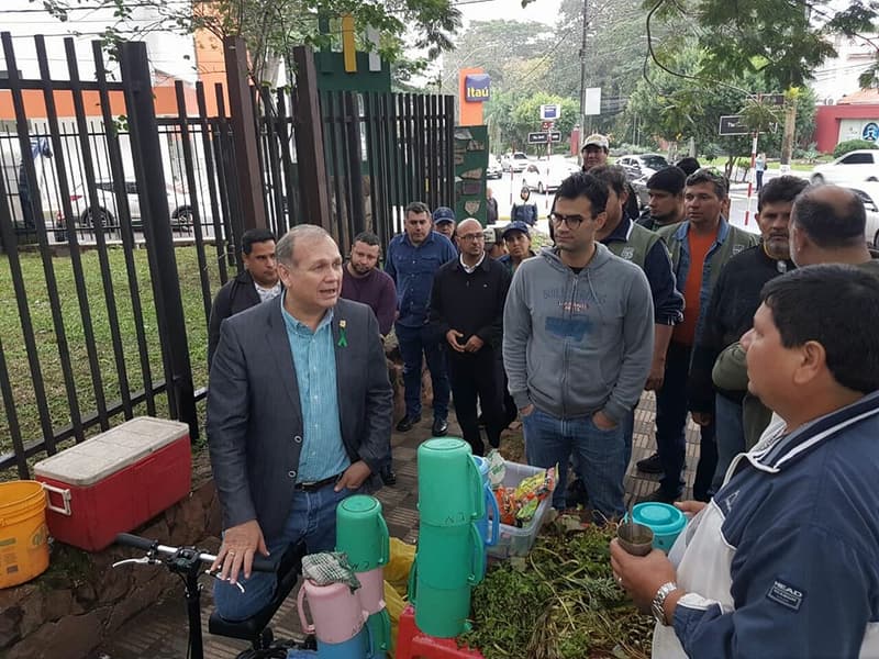 Mario Ferreiro asume error en desalojo y pide disculpas a vendedores de yuyos