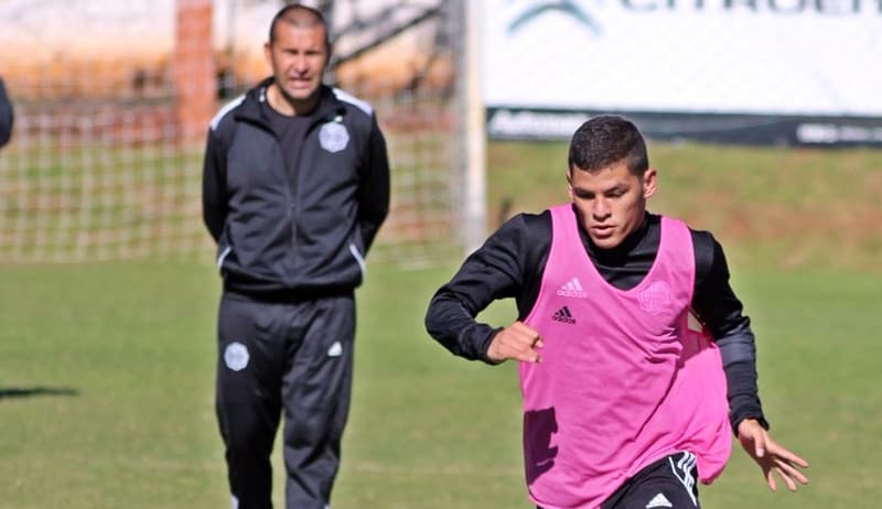 Mauro Caballero renuncia a Olimpia