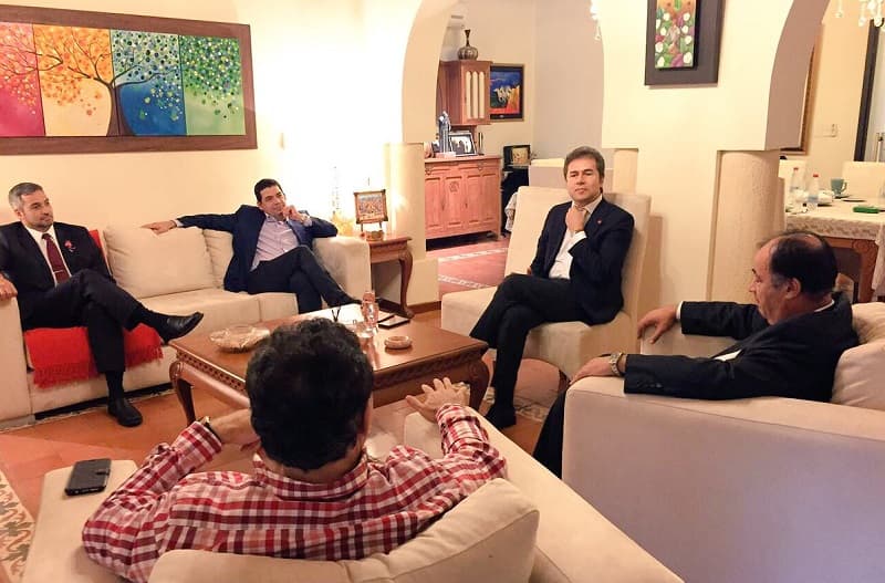 Disidencia aglutina fuerzas para hacer frente al cartismo