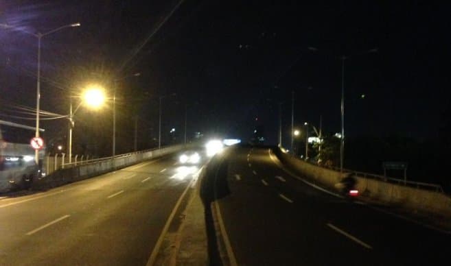 Superviaducto a oscuras