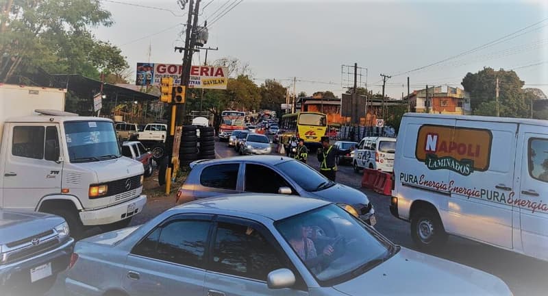San Lorenzo: La travesía que implica cruzar la ciudad