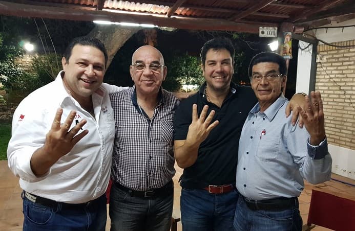 El “Profe”, otro invitado para activar en política