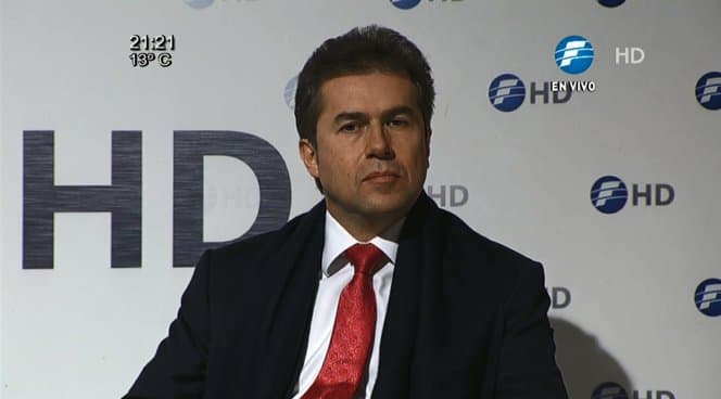 Modelo de la disidencia es radicalmente opuesto al de Cartes